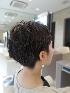 ゼル 上尾(ZELE) 《ZELE上尾店》ハイライト☆大人ベリーショート