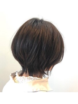トイロ(toiro) salon work ボブルフ