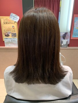 ミズグラート(Ms. grato) 秋のカラー&カットでツヤツヤスタイル