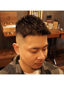 ピーキーズ 小倉店(Peaky's) fade style