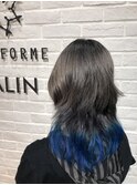 シルバーグラデーション×アクセントブルー