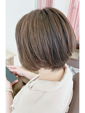 デイジー(Daisy) 20代30代40代 Daisy浅沼