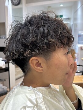 アピッシュ(apish 並木通り) くるくるすぎないショートパーマ♪