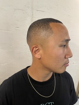 ビーバイエイトジェンツ(Bee by EIGHT GENTS) ブルーブラック/スペインカール/スパイキーショート/心斎橋