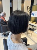 ショートボブ