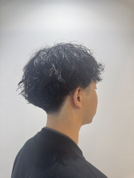 キアーロ メンズパーマスタイル