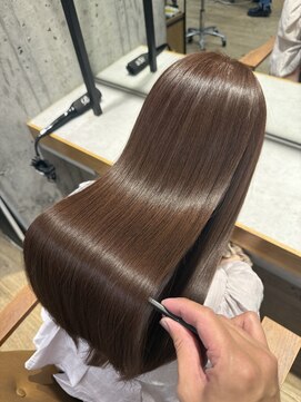 シルク バイ ルカ(SilQ by Luca) ＃natural beige × ULTOWA