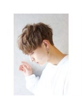 ロミーオム 本厚木(ROMMY. Homme) スパイラルパーマ×ショートスタイルマッシュ