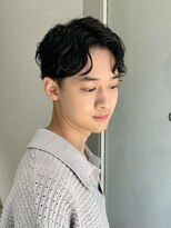 クロト(Clotho)&nbsp;センターパート/波巻きツイストスパイラルメンズカットパーマ