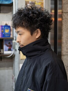 エクスプロア デザイン アクト 三鷹(EXPLORE DESIGN ACT.) アクティブショートダウンバングショートメンズパーマ三鷹