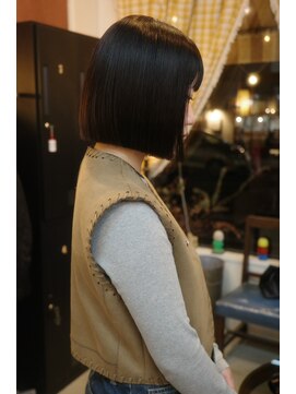 チャプター 問屋町(chapter) 髪質改善トリートメントミニボブヘイリーボブ切りっぱなしボブ