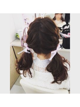ベッラバンビーナ 美容室(Bella Bambina) 編み込みツインテール
