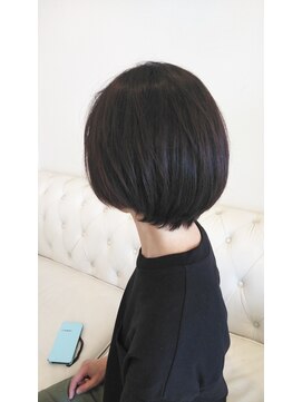 スプリング(Spring) ショートボブ