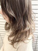 グロウ 上野御徒町(grow)&nbsp;お客様スナップ/ミルクティ/ケアブリーチ/外ハネ[上野/御徒町]