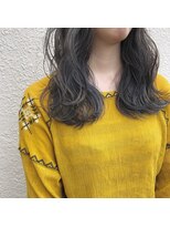 シー 岡崎(,SHE) インナーハイライトでバイカラー