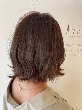 アベリーニューヨーク(Avery NEWYORK) ウェーブ巻ショートボブ{ハイライト/ケアブリーチ/インナカラー]