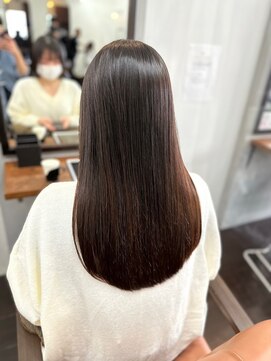 ナンバー ブラオ 名古屋栄(N° blao) 艶髪ストレート　縮毛矯正　ナチュラルブラウン　切りっぱなし