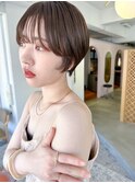 大人ショートボブマッシュショートカット黒髪ショート前髪あり