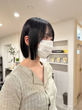 ノブレス(NOBLESSE) ミニボブ/顔周りカット