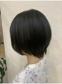 ショートボブ