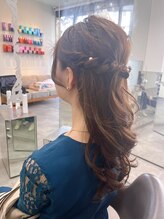 ジラ ヘアアンドメイク(girra HAIR&MAKE) ヘアアレンジ #オージュア #髪質改善 #酸熱トリートメント