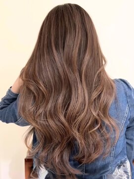 ネイロ バイ ジルブラン 葛西(NeiRo by JIL BLAN) ハイライト白髪ぼかしダブルカラーインナーカラーショートボブ