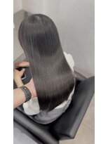 コア 梅田茶屋町店(Core)&nbsp;髪質改善 艶髪 暗めカラー韓国風 前髪カット 小顔 梅田