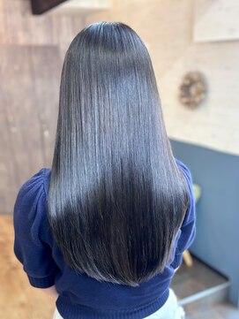 スカイ(SKY) 透明感カラー/髪質改善/縮毛矯正/韓国風レイヤーカット