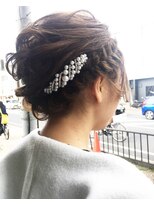 ルーナヘアー(LUNA hair)&nbsp;『京都 山科 ルーナ』編み込みアップ【草木真一郎】