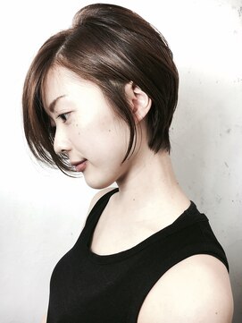 アンリ(Anli) 襟足スッキリ　耳掛けショート