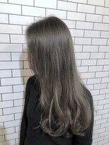 スリー(THREE)&nbsp;透明感シルバーグレー♪ケアブリーチWカラー