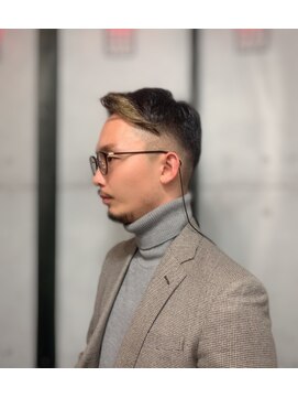 アーミー 大塚店(ARMY) 前髪カラーアクセントのフェードカット