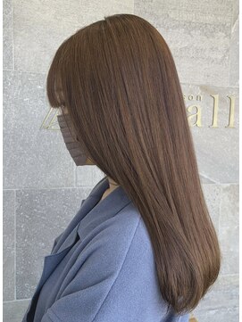 メゾン アヴァロ(Maison Avallo) #明るめベージュ#ツヤサラロング