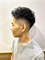 30代40代大好評☆ナチュラル黒髪短髪軽めフェードビジカジメンズ