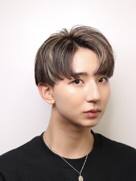 オーシャントーキョー 大阪(OCEAN TOKYO) マッシュ センターパート メンズヘア メンズ ナチュラル カラー