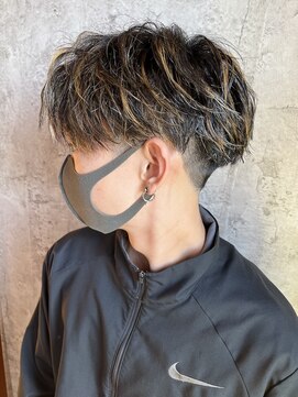 ロンド クラン 岡崎(Lond Clan) センターパート_ツーブロック_メッシュ