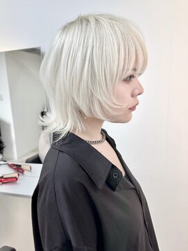 セルン(cerne) 【ホワイトレイヤーウルフ】