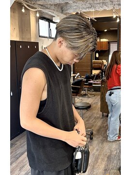 ハグ 横浜(HUG) メンズバレイヤージュ