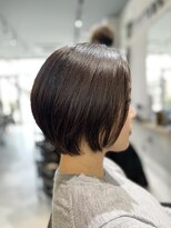 アンヒュッテ(ANHUTTE) グラデーションボブ