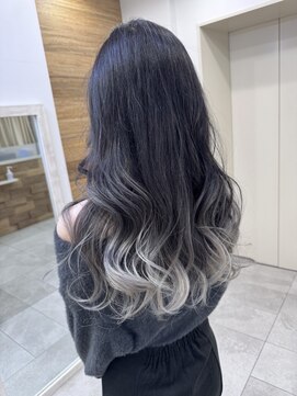 ジゼル(gisele) グラデーションカラー