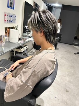 メンズサロン キング 梅田店(Men’s salon K!ng) 波巻きツイストスパイラルパーマ/フェザーパーマ/眉毛/メンズ
