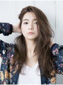 Say.ロングレイヤーホワイトグレージュミニウルフお団子ヘア青山