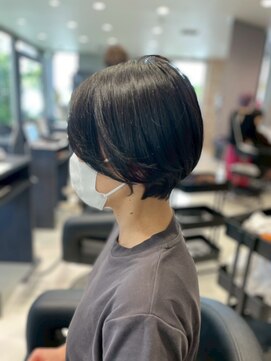 アース 南福島店(HAIR&MAKE EARTH) 肩下からのくびれショート