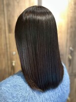 ナフィ バイ エイム 町田店(Nafie by eim)&nbsp;艶色ミディアムストレート/ストレートヘア/ダークブラウン/美髪