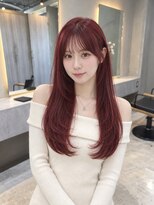 ウト(Uto)&nbsp;レイヤーカット/ボルドーレッド/韓国風/髪質改善/烏丸四条
