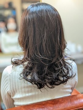 シシヘアー(SISIi HAIR) 大人の巻き髪スタイル