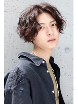 ネイビー(NAVY)&nbsp;メンズ ミディアム パーマ スパイラル波打ちウェーブツイスト