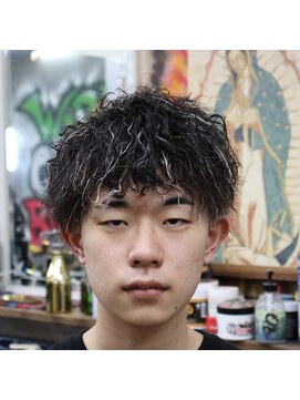 スピナーバルベアリーア(SPINNER BARBERIA) 大人気ツイスパ×ホワイトメッシュ