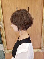 ロンドプロフィール 浦和(Lond profil)&nbsp;デザインカラー厚めバングローライトスリークボブ