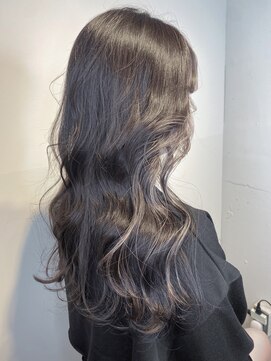 アンサム リリー(UNSOME Lille) フェイスフレーミングハイライト/ホワイトベージュ